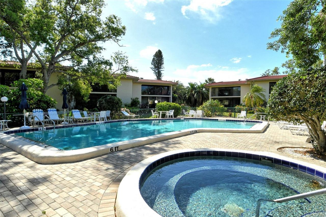 6450 Wild Oak Bay Boulevard, Unit 240, Bradenton, FL 34210 Photo