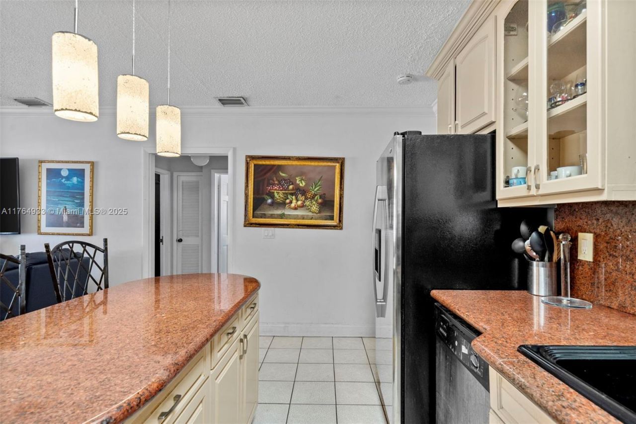 5810 SW 22nd St, Miami, FL 33155 Photo