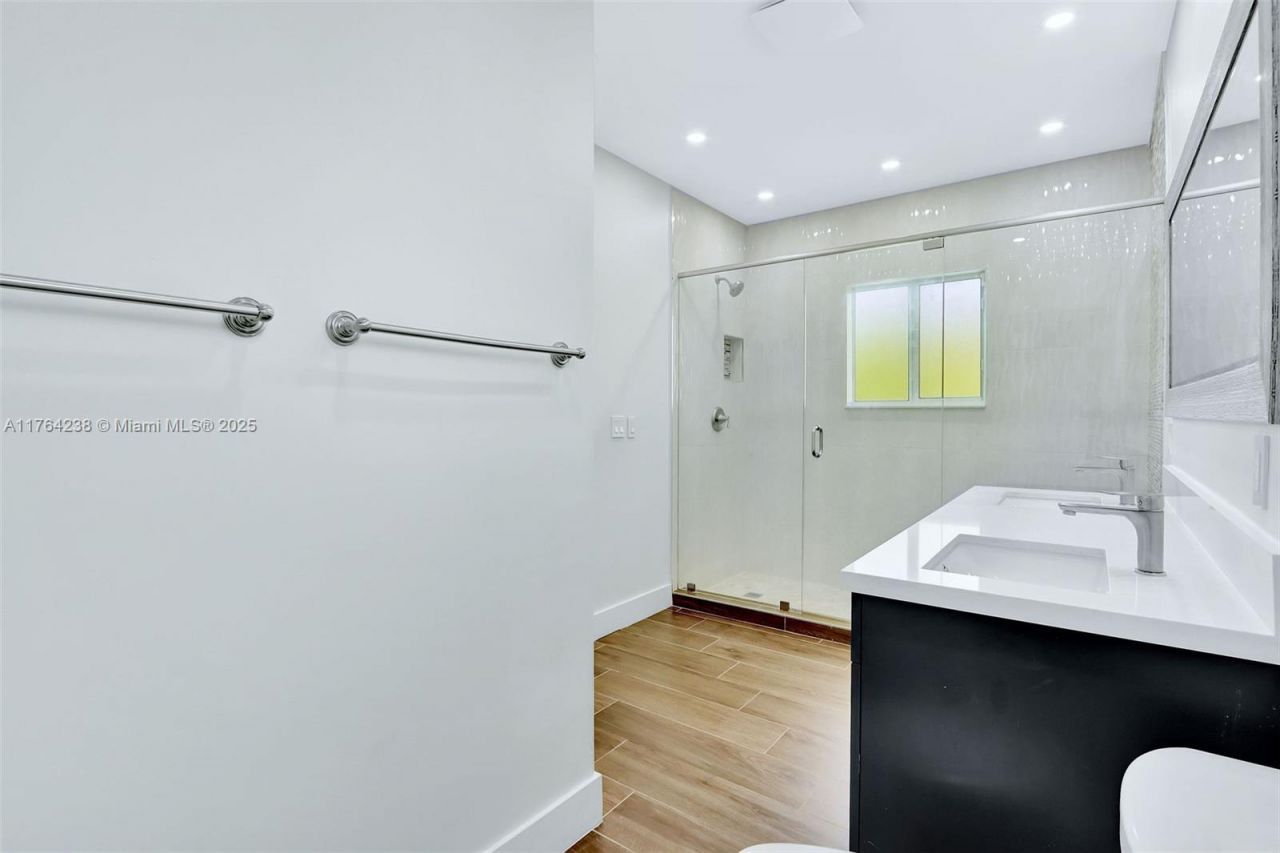 10190 SW 114th Ter, Miami, FL 33176 Photo