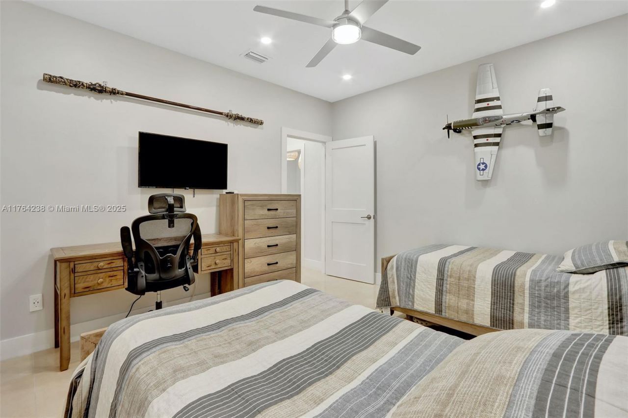 10190 SW 114th Ter, Miami, FL 33176 Photo