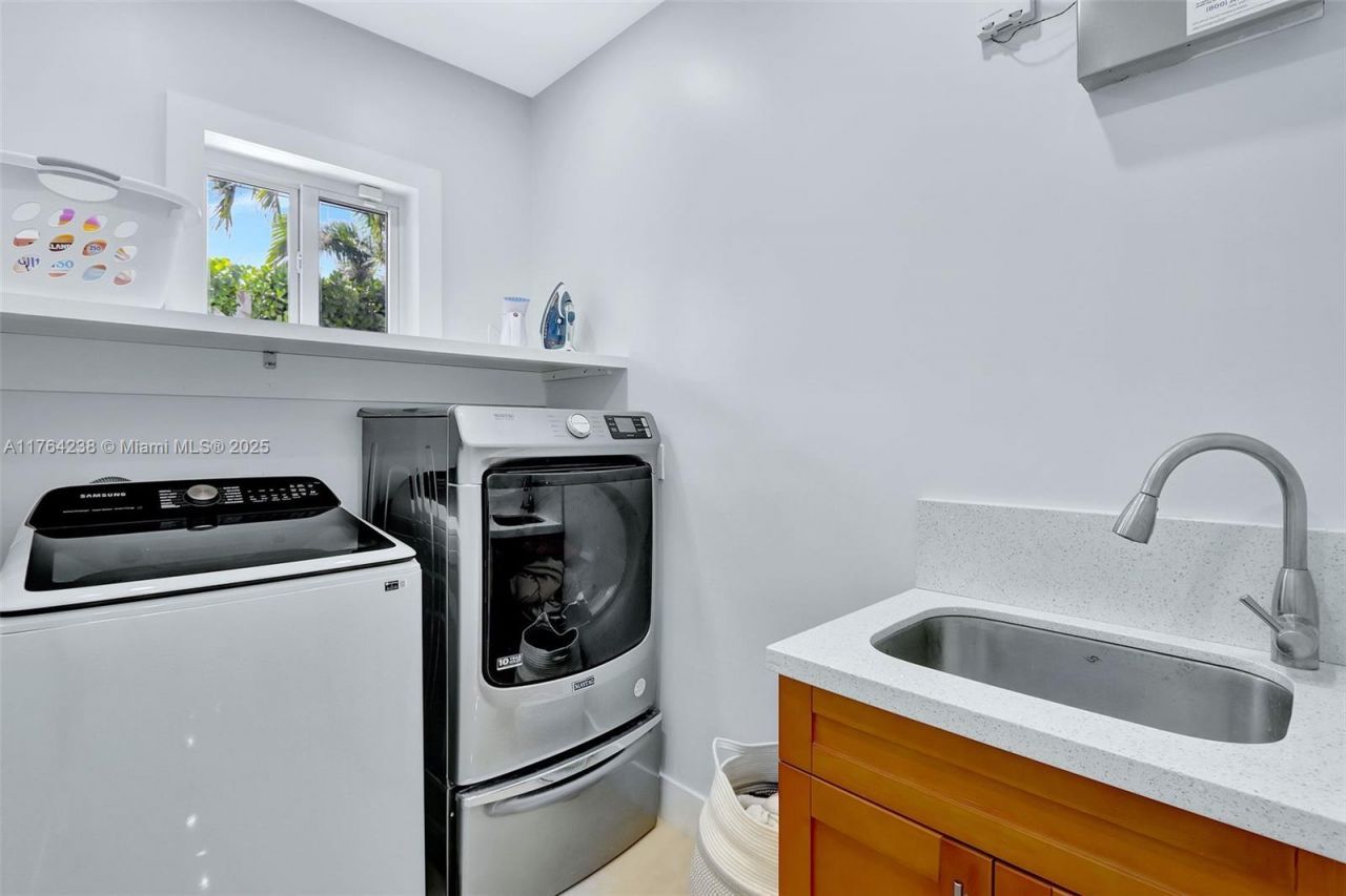 10190 SW 114th Ter, Miami, FL 33176 Photo