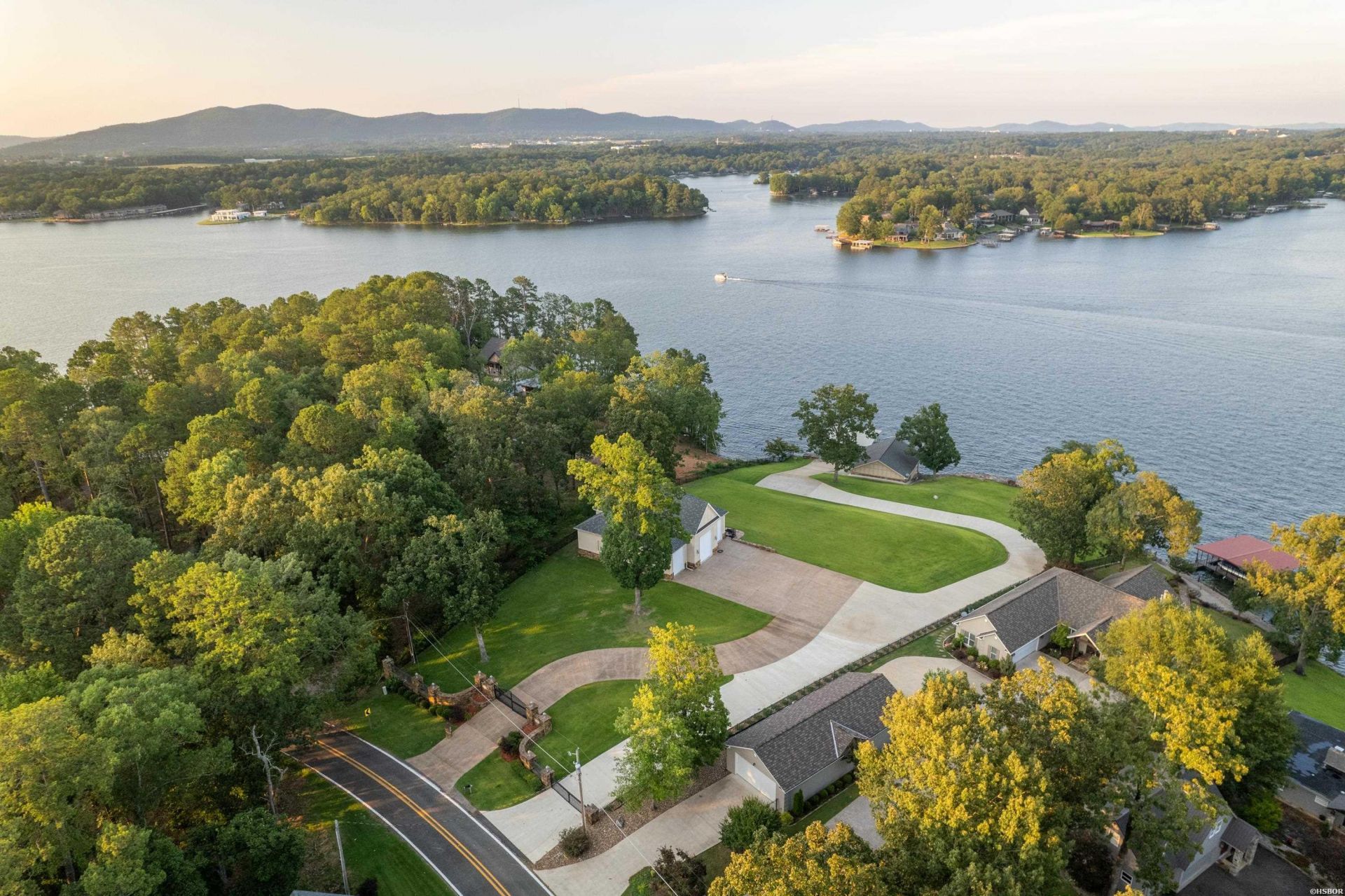 1601 MARION ANDERSON Hot Springs, AR 71913
