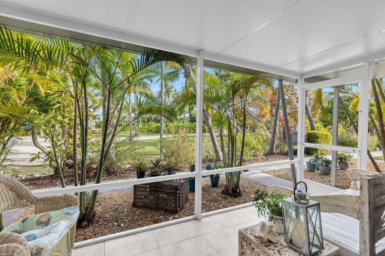 591 Sombrero Beach Road, Unit 8 B, Marathon, FL 33050 Photo
