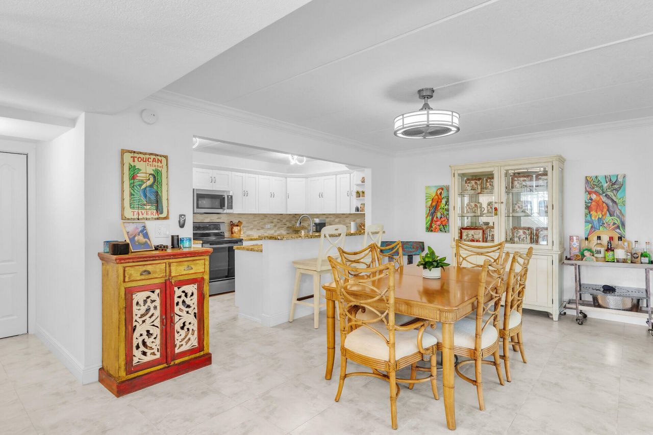 591 Sombrero Beach Road, Unit 8 B, Marathon, FL 33050 Photo