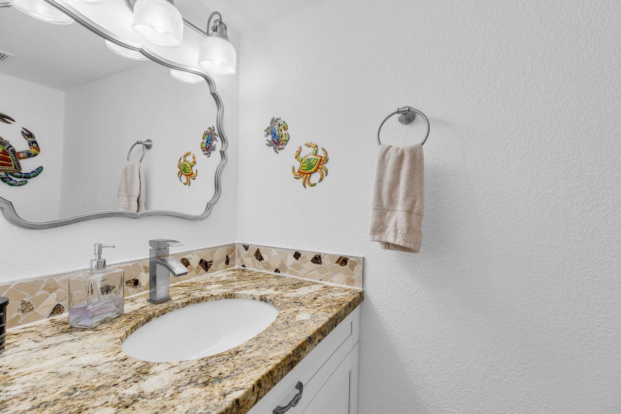 591 Sombrero Beach Road, Unit 8 B, Marathon, FL 33050 Photo