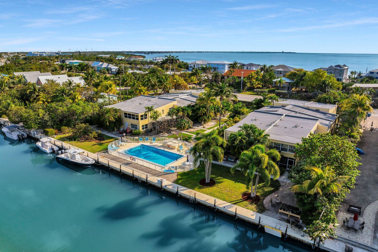 591 Sombrero Beach Road, Unit 8 B, Marathon, FL 33050 Photo