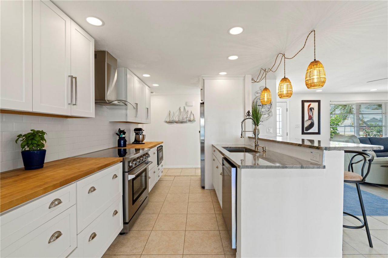 2308 Harbour Drive, Punta Gorda, FL 33983 Photo