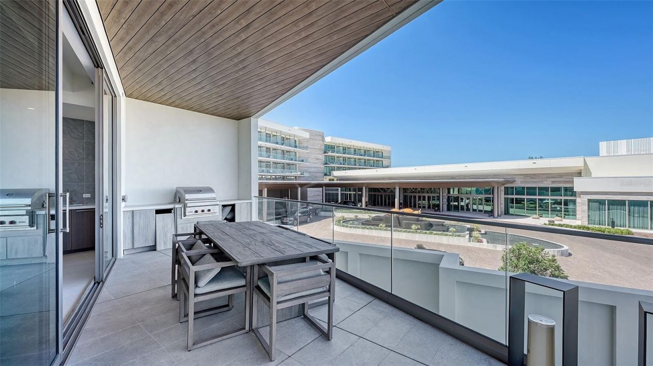 1591 Gulf Of Mexico Drive, Unit 313, Longboat Key, FL 34228 Photo