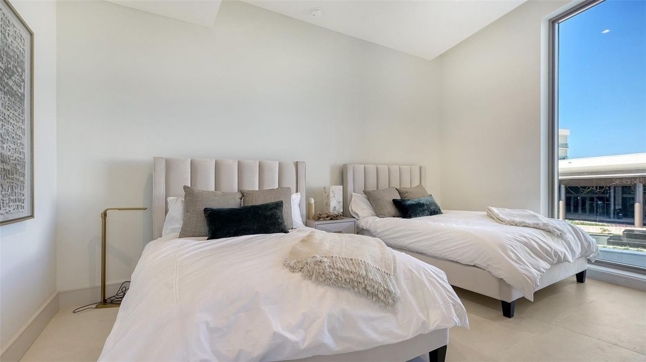 1591 Gulf Of Mexico Drive, Unit 313, Longboat Key, FL 34228 Photo