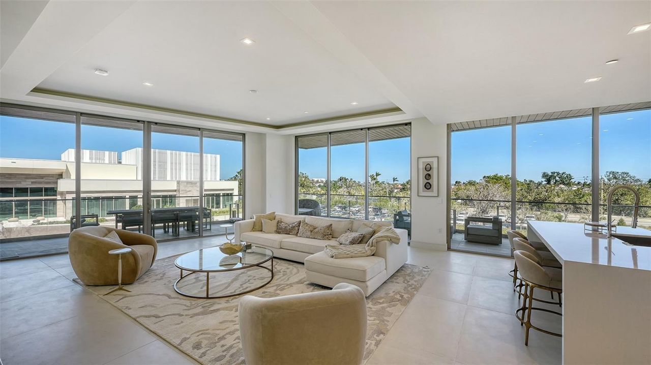 1591 Gulf Of Mexico Drive, Unit 313, Longboat Key, FL 34228 Photo