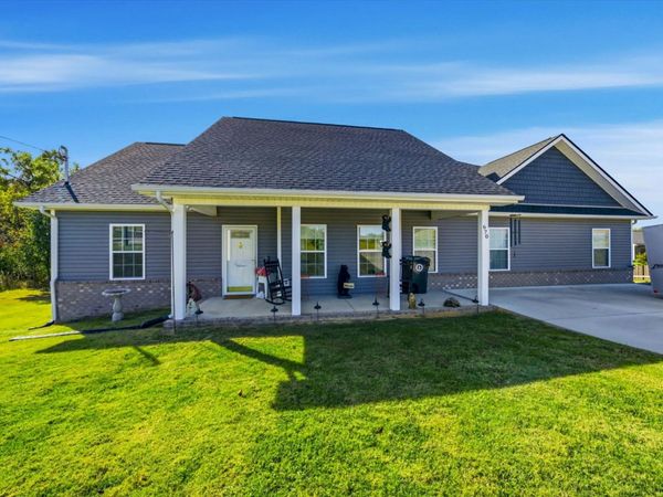 670 Jones Franklin Rd, Morristown, TN 37813