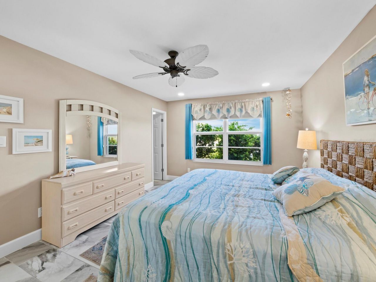 600 Sutton Place, Unit 104B, Longboat Key, FL 34228 Photo