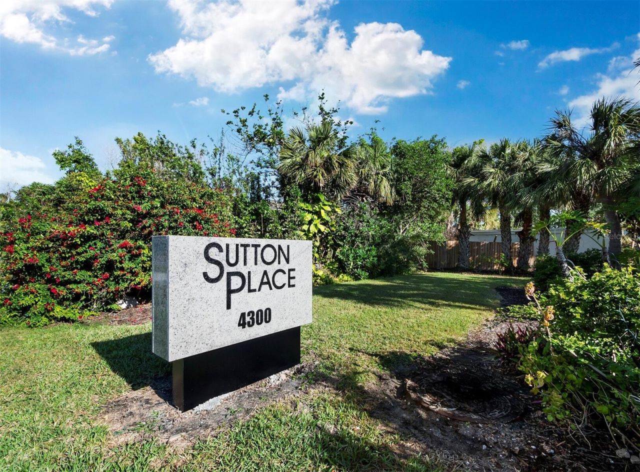 600 Sutton Place, Unit 104B, Longboat Key, FL 34228 Photo