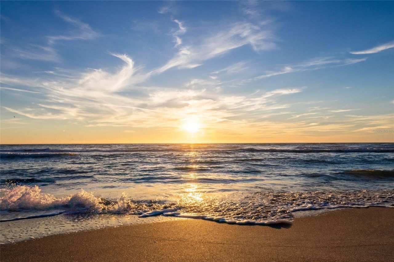 600 Sutton Place, Unit 104B, Longboat Key, FL 34228 Photo