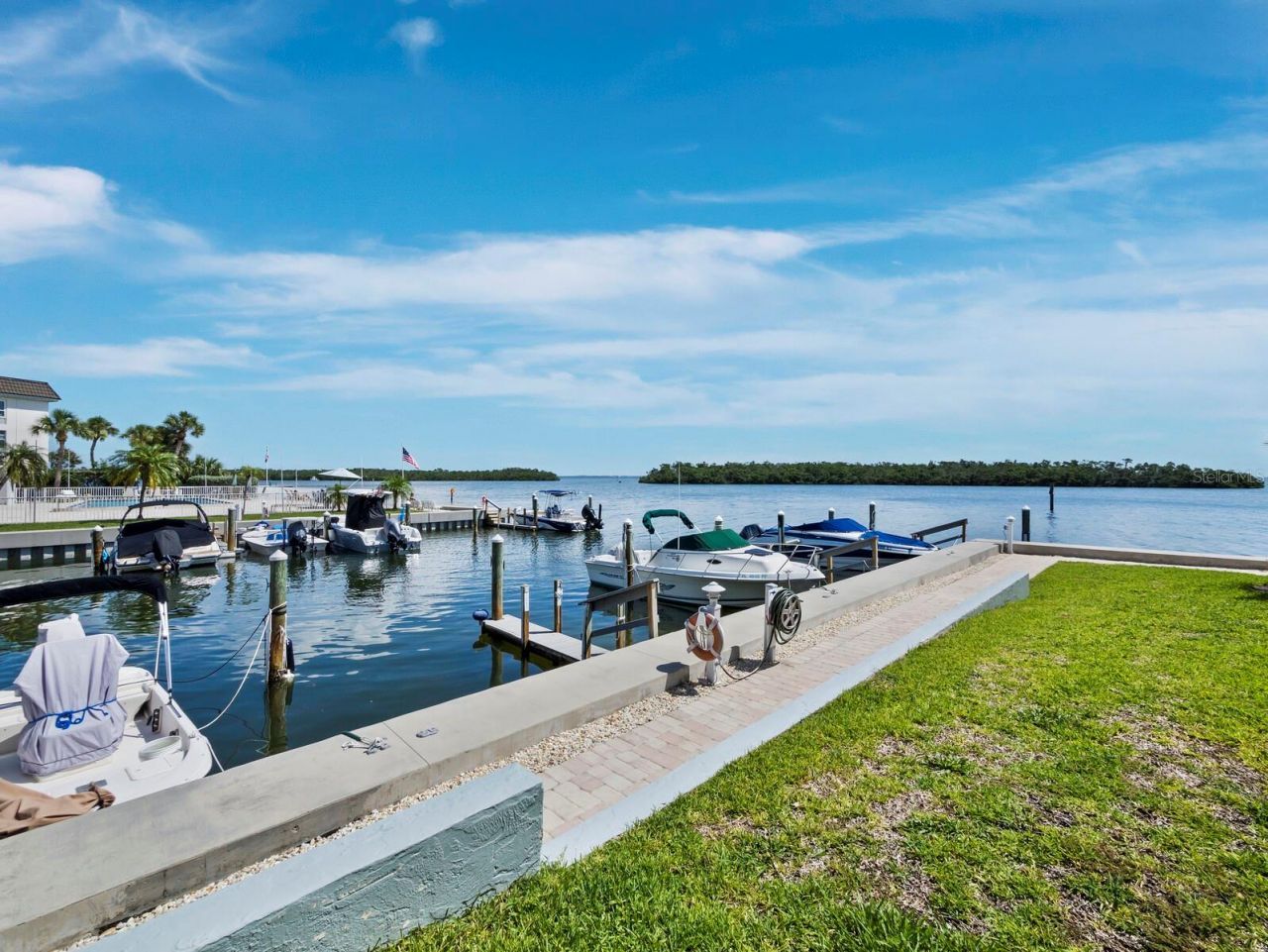 600 Sutton Place, Unit 104B, Longboat Key, FL 34228 Photo