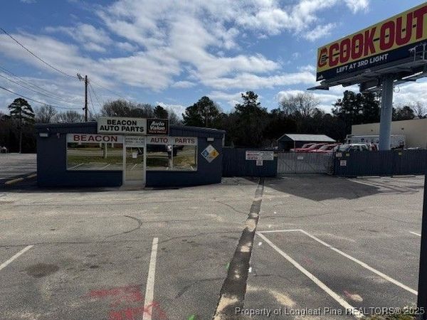 1218 N Bragg Boulevard, Spring Lake, NC 28390