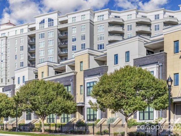 909 Camden Grandview Road, Unit C1.2, Charlotte, NC 28202