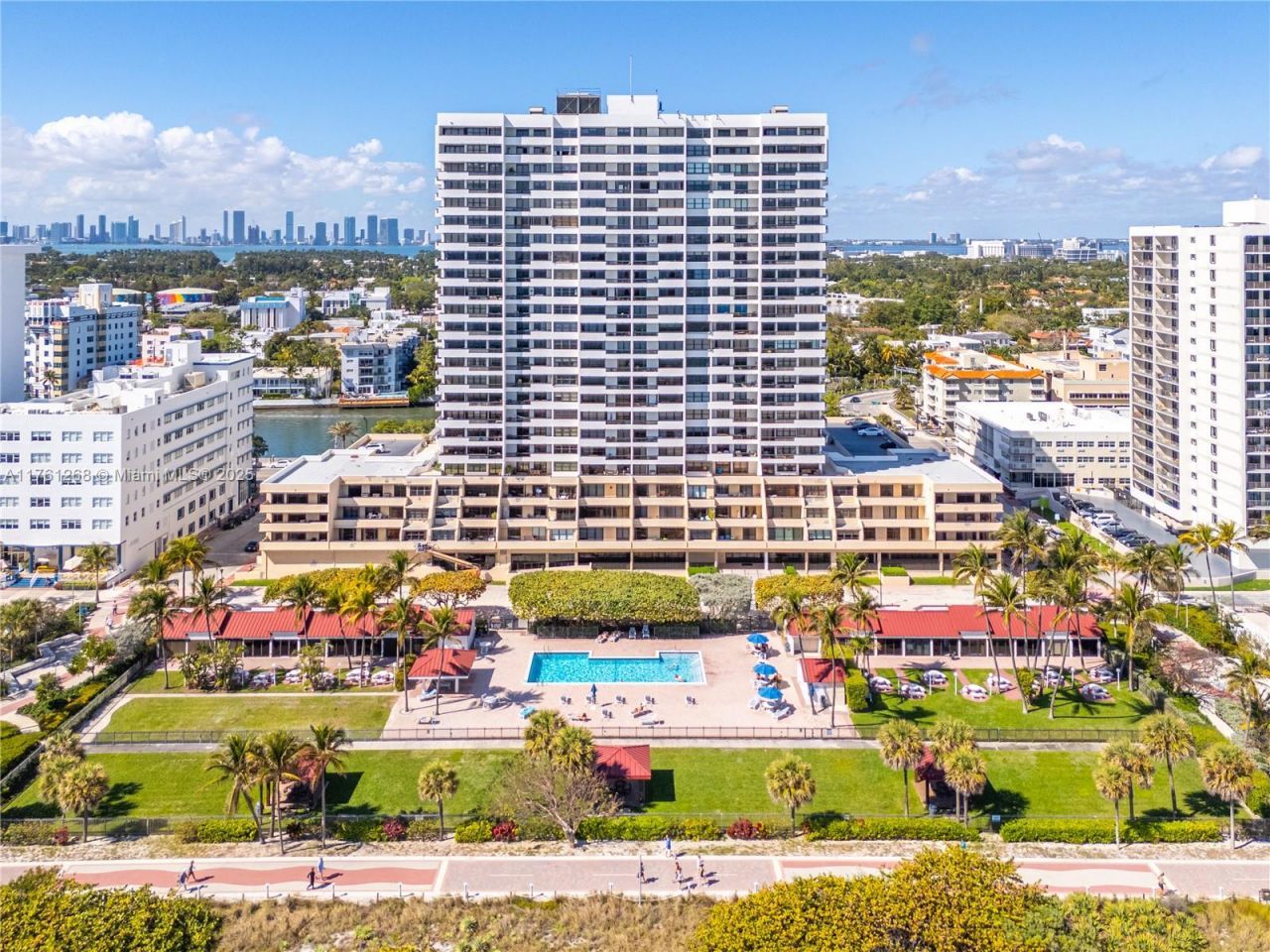 2555 Collins Ave, Unit 2104, Miami Beach, FL 33140 Photo