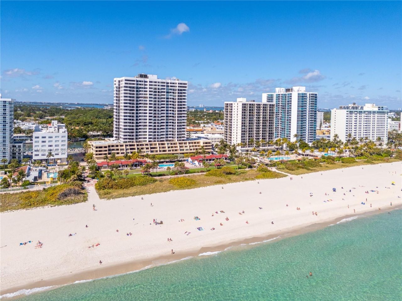 2555 Collins Ave, Unit 2104, Miami Beach, FL 33140 Photo