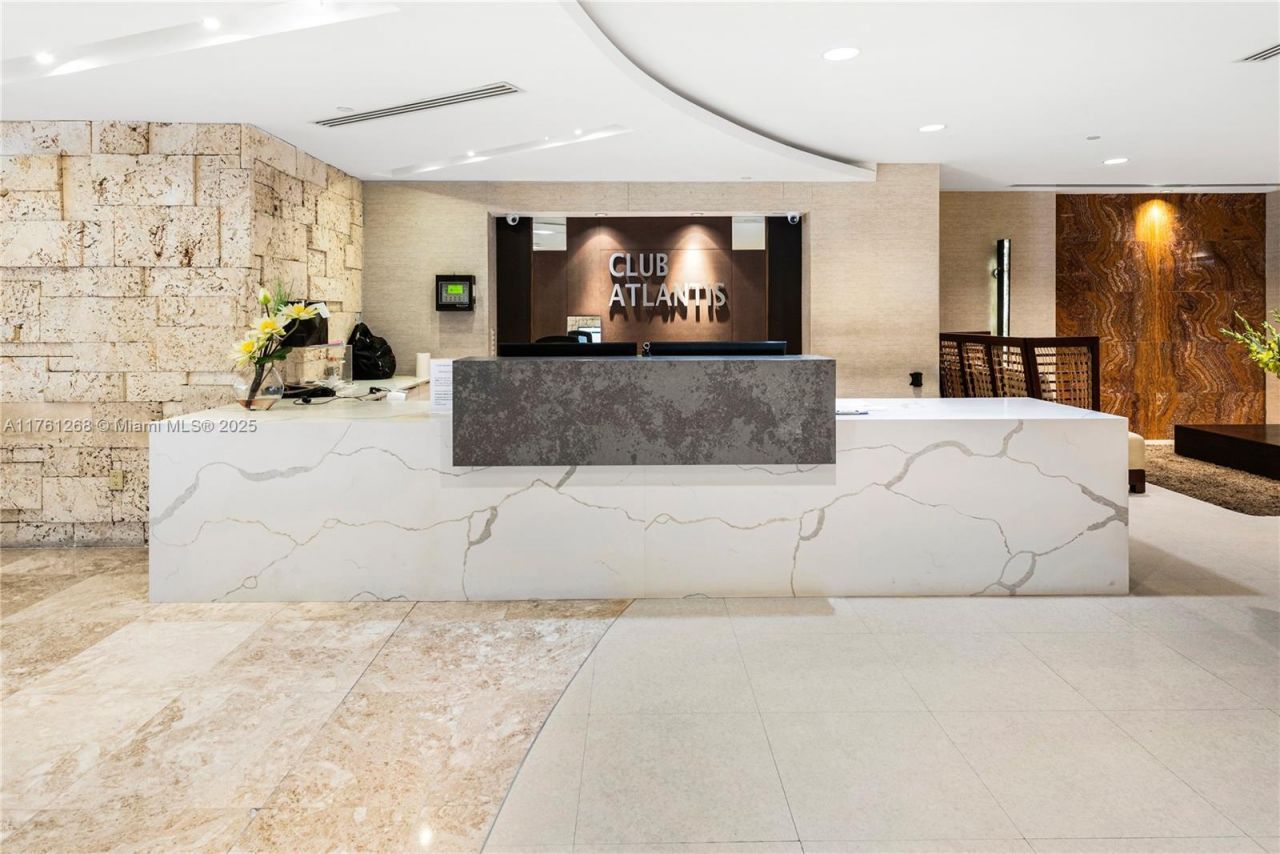 2555 Collins Ave, Unit 2104, Miami Beach, FL 33140 Photo