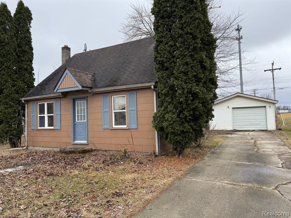 4063 Main Street, Brown City, MI 48416 Main Photo