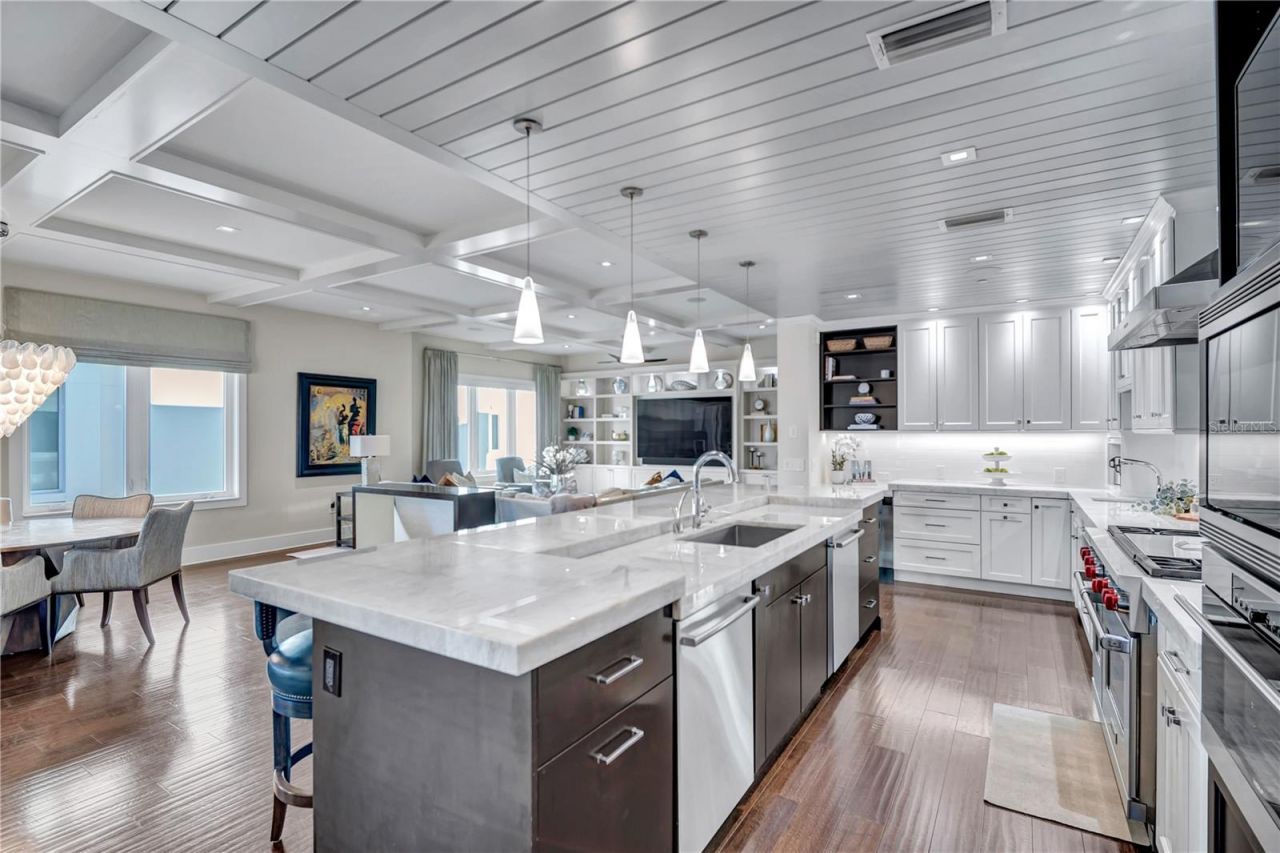 146 4th Avenue Ne, Unit 600, Saint Petersburg, FL 33701 Photo