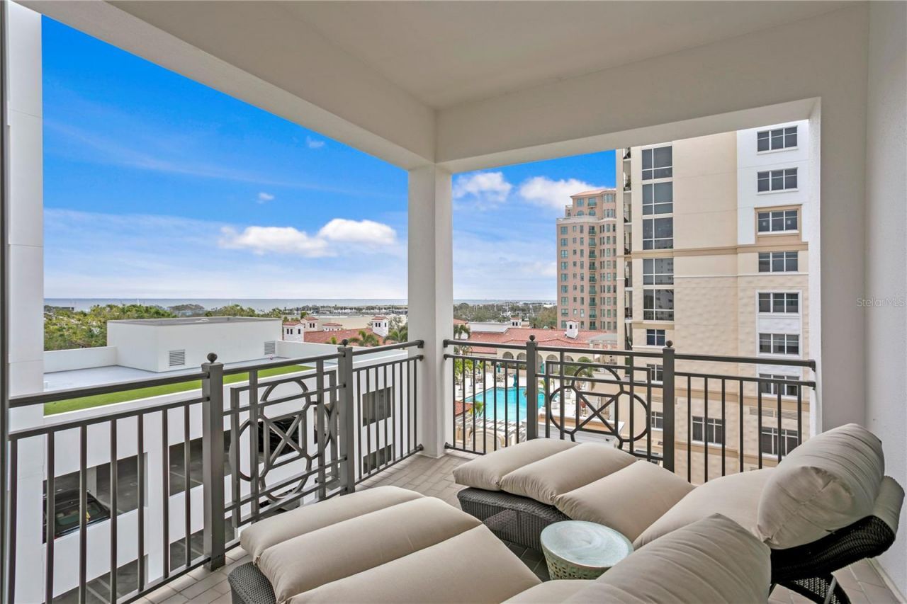 146 4th Avenue Ne, Unit 600, Saint Petersburg, FL 33701 Photo