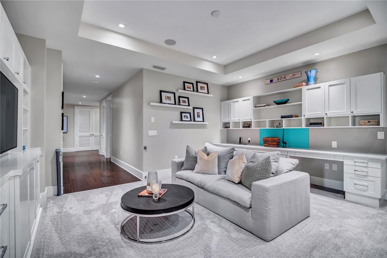 146 4th Avenue Ne, Unit 600, Saint Petersburg, FL 33701 Photo