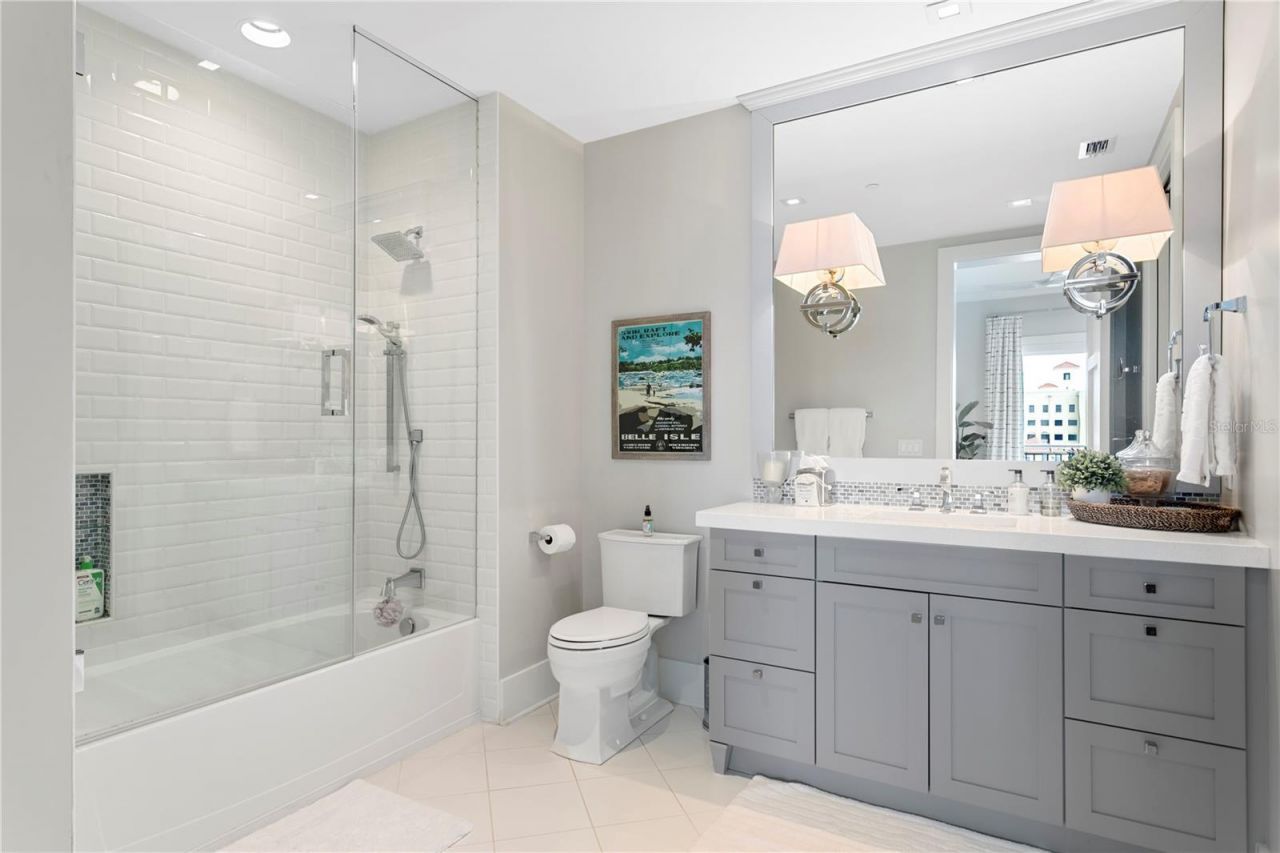 146 4th Avenue Ne, Unit 600, Saint Petersburg, FL 33701 Photo