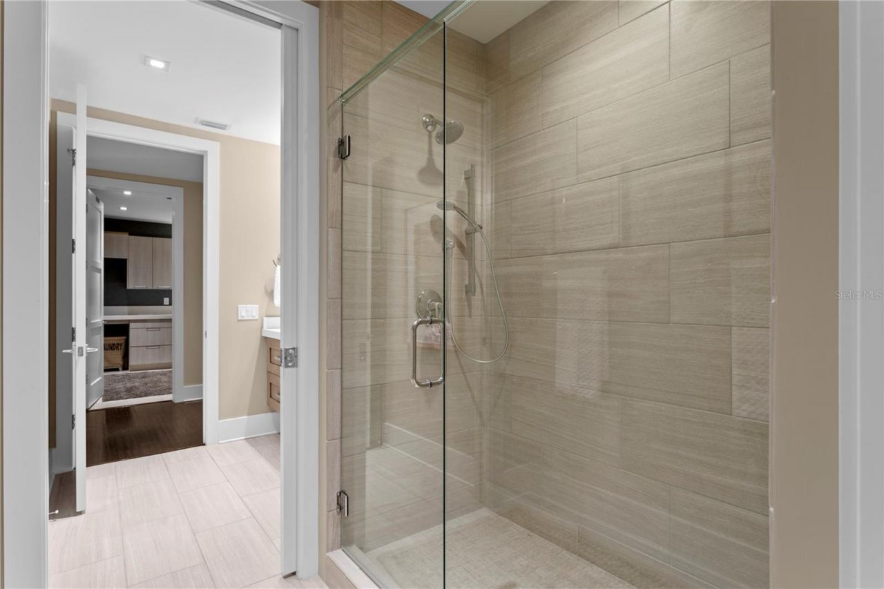 146 4th Avenue Ne, Unit 600, Saint Petersburg, FL 33701 Photo