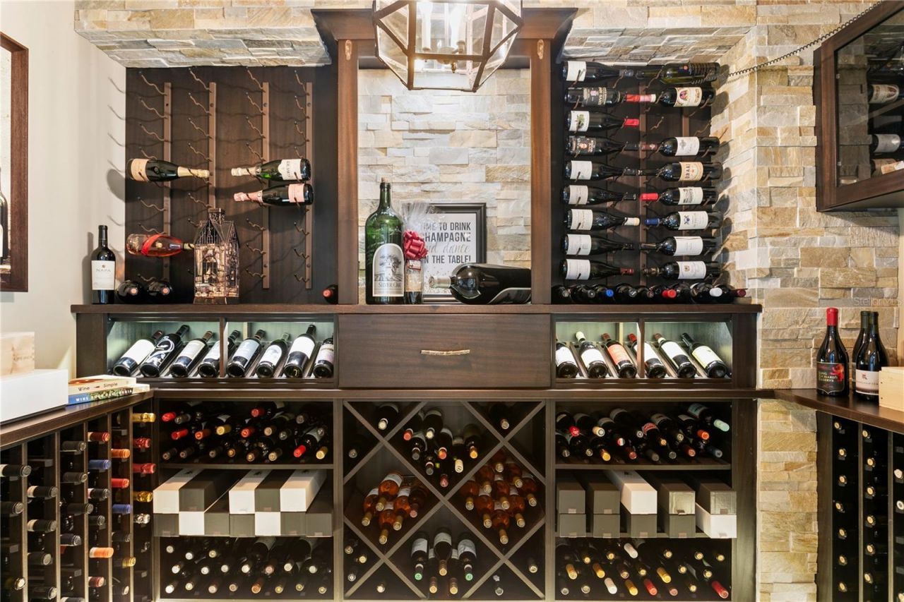 146 4th Avenue Ne, Unit 600, Saint Petersburg, FL 33701 Photo