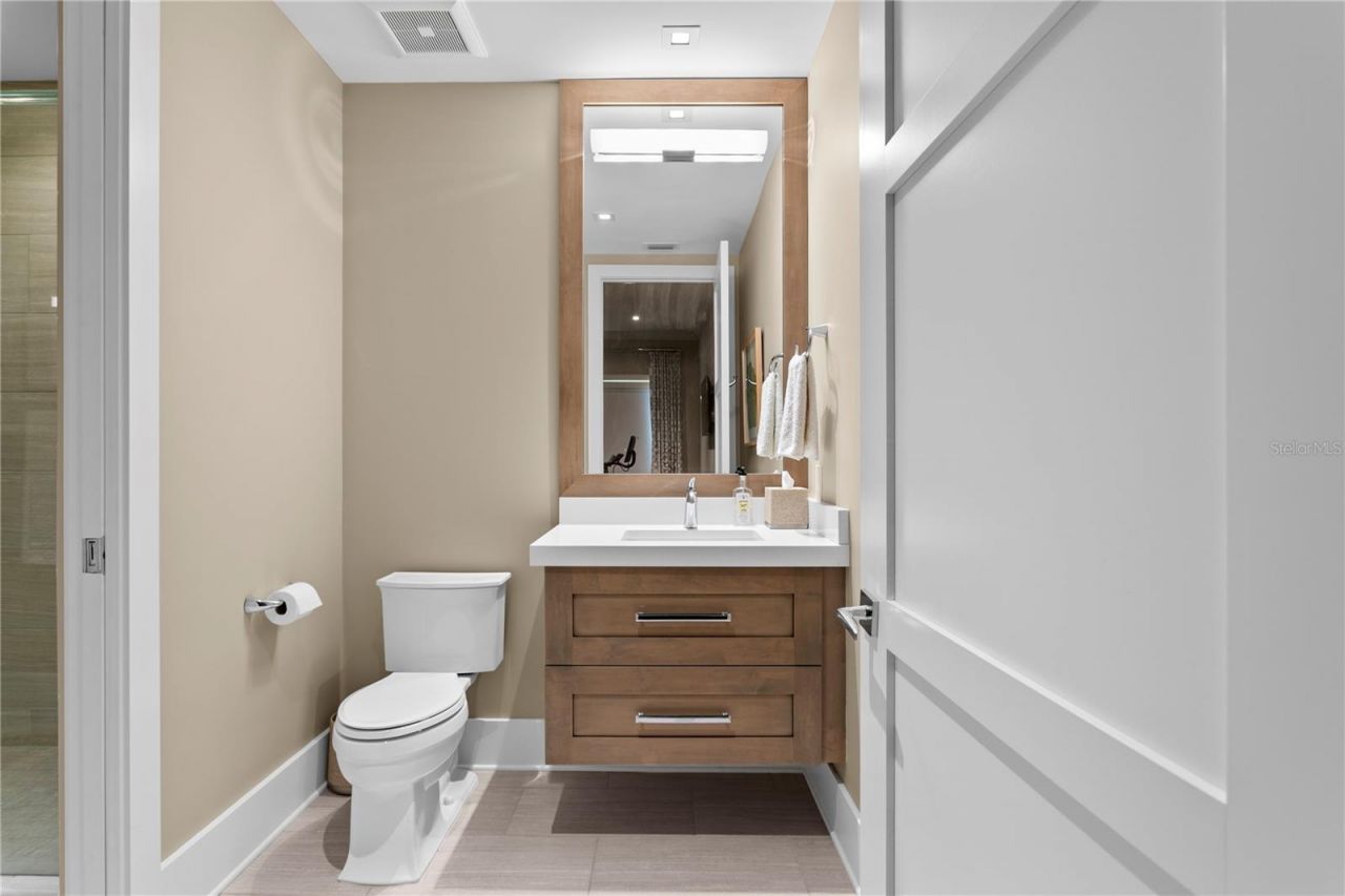 146 4th Avenue Ne, Unit 600, Saint Petersburg, FL 33701 Photo