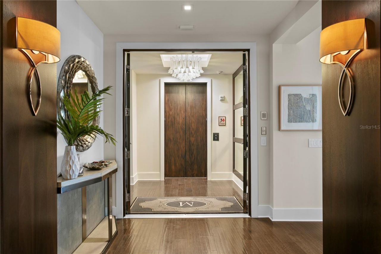 146 4th Avenue Ne, Unit 600, Saint Petersburg, FL 33701 Photo