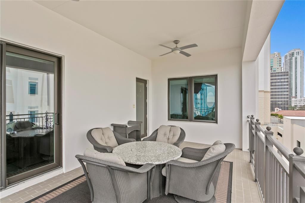 146 4th Avenue Ne, Unit 600, Saint Petersburg, FL 33701 Photo