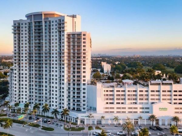 1776 Polk Street, Unit 1006, Hollywood, FL 33020