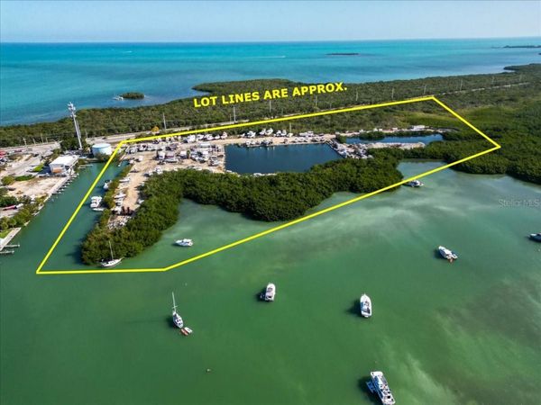 13900 OVERSEAS HWY, MARATHON, FL 33050