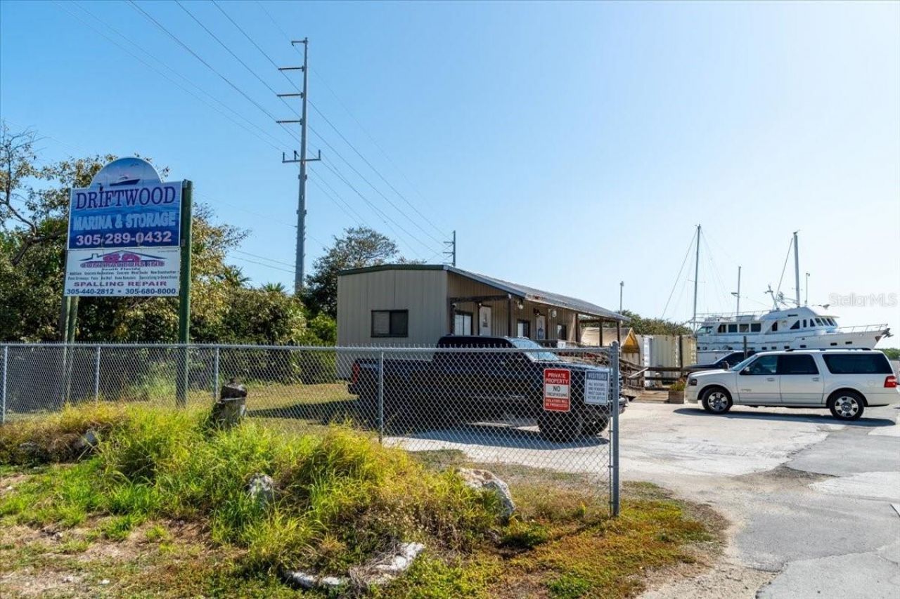 13900 Overseas Hwy, Marathon, FL 33050 Photo