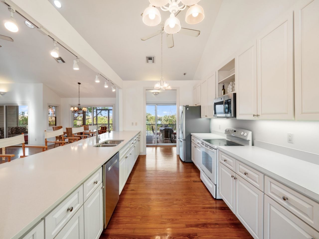 16543 Captiva Dr, Sanibel, FL 33957 Photo