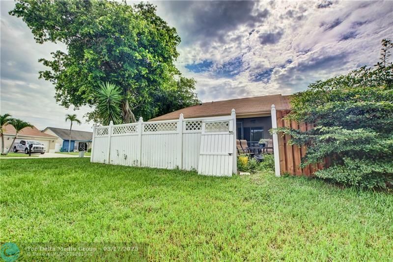 7958 Piper Lane, Lake Worth, FL 33463 Photo