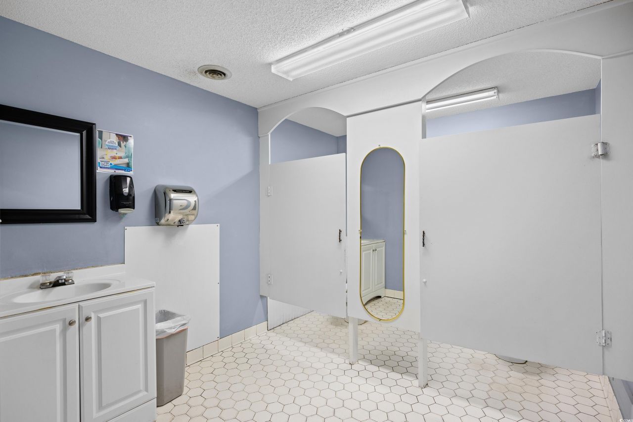 3986 Highway 17 Business Photo 14