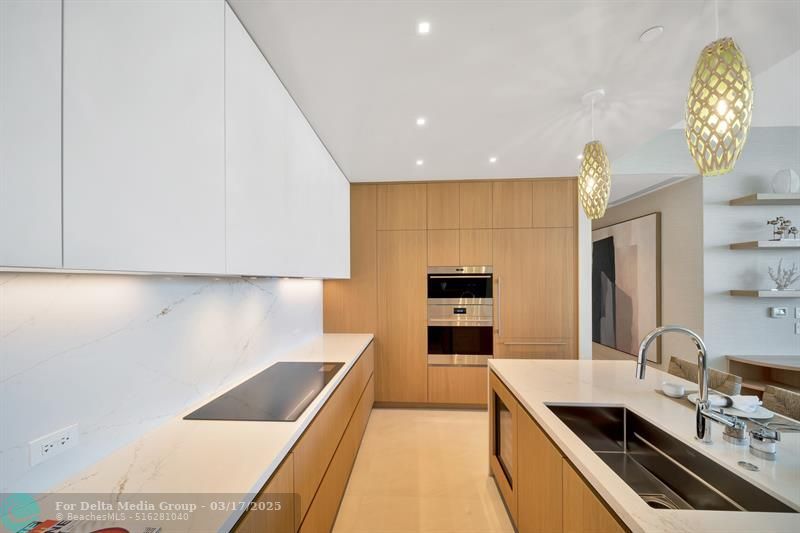 2311 SE 17th Street, Unit 202, Fort Lauderdale, FL 33316 Photo