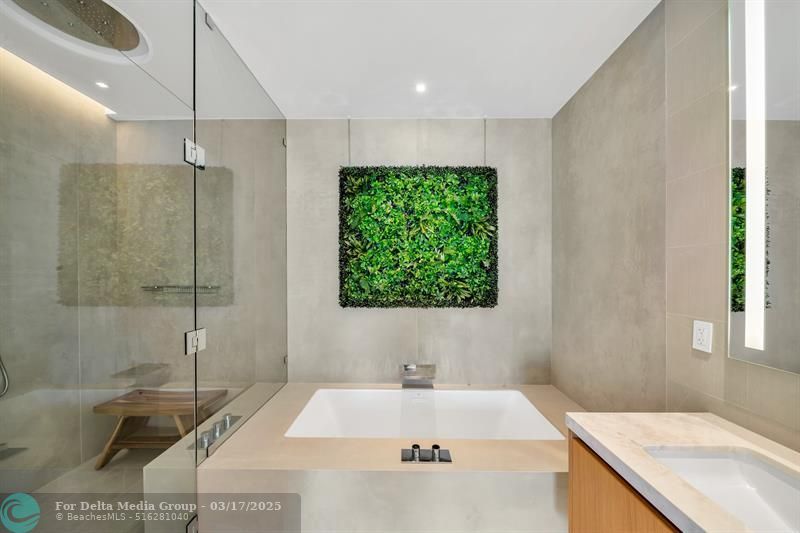 2311 SE 17th Street, Unit 202, Fort Lauderdale, FL 33316 Photo