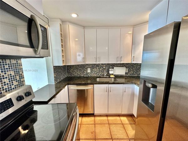 2350 NE 135th St, Unit 1101, North Miami, FL 33181