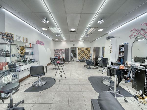 Beauty Salon For Sale On 8th St, Miami, FL 33184