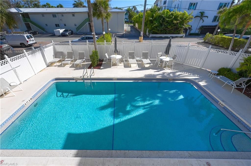 900 8th Ave S, Unit 204, Naples, FL 34102 Photo