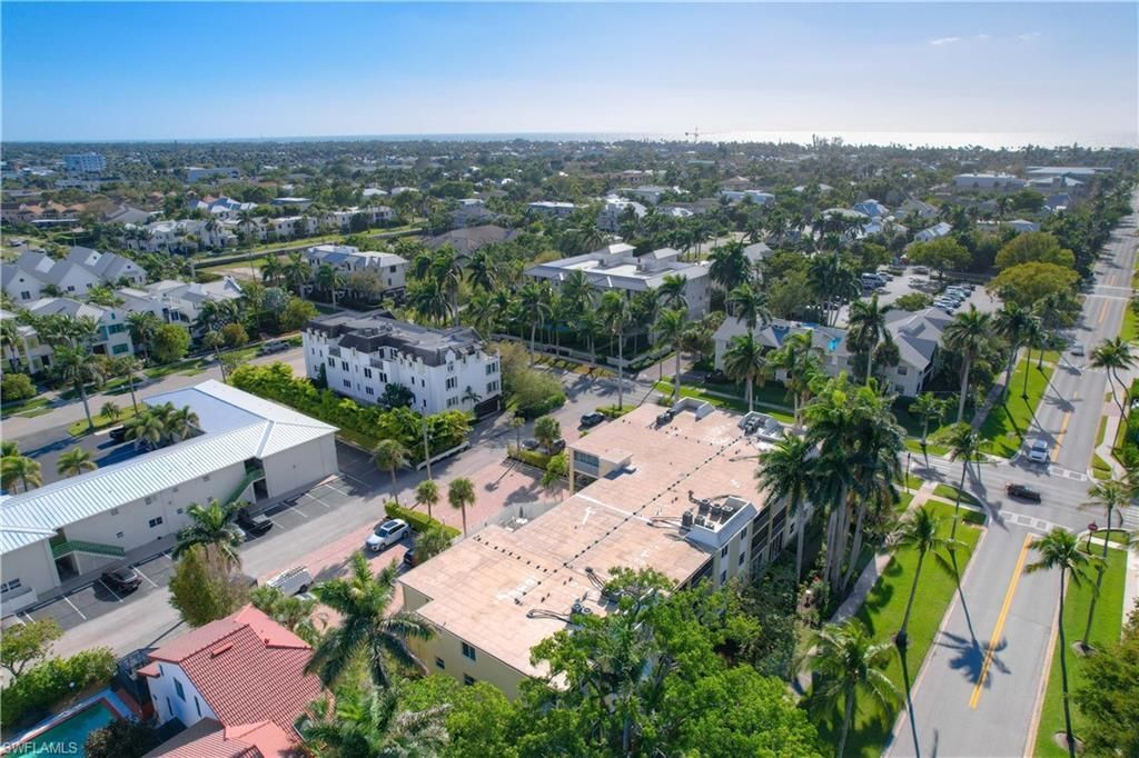 900 8th Ave S, Unit 204, Naples, FL 34102 Photo