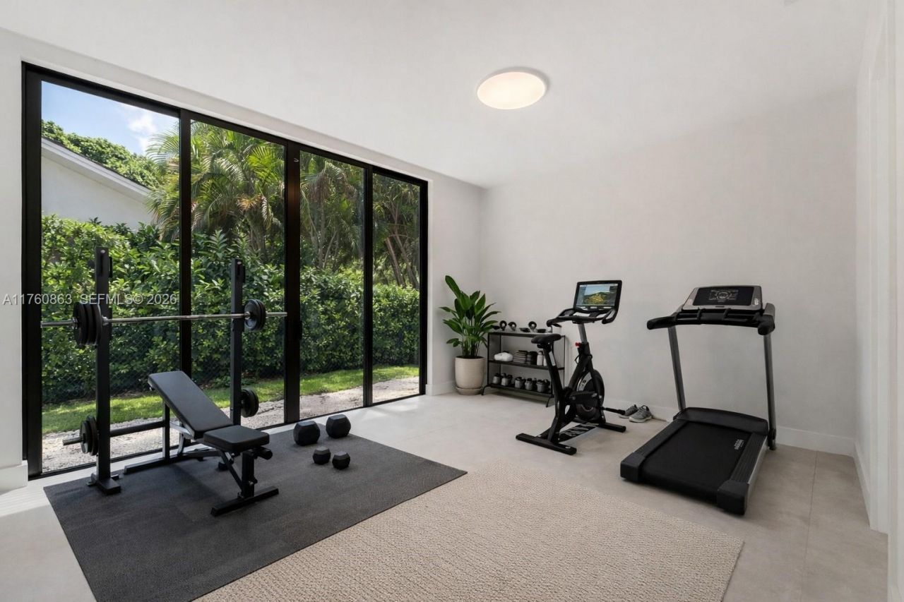 5921 SW 84th St, South Miami, FL 33143 Photo