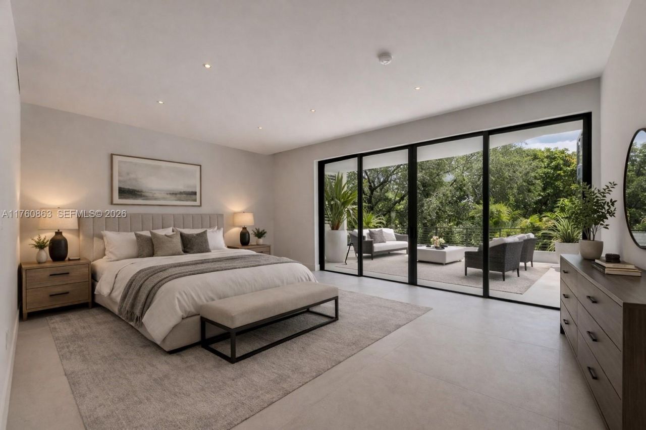 5921 SW 84th St, South Miami, FL 33143 Photo