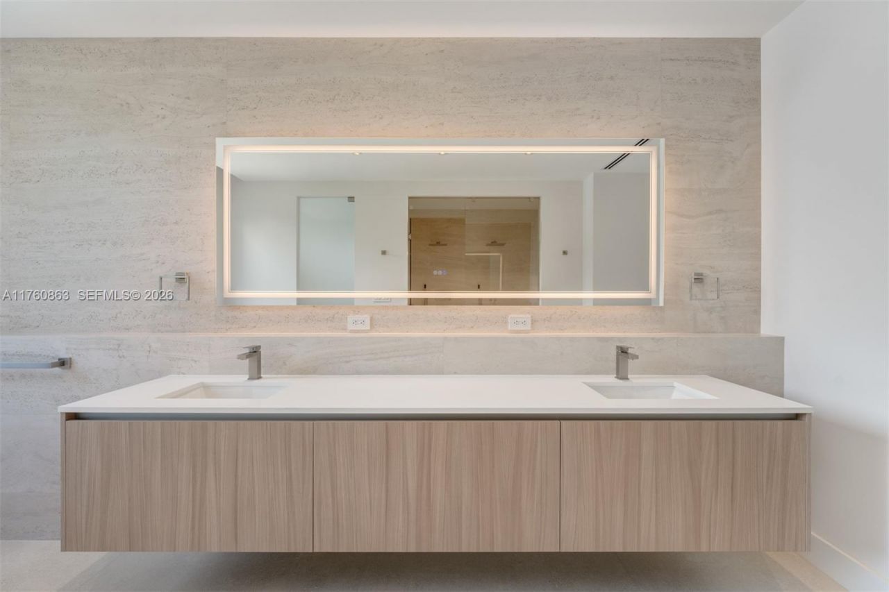 5921 SW 84th St, South Miami, FL 33143 Photo