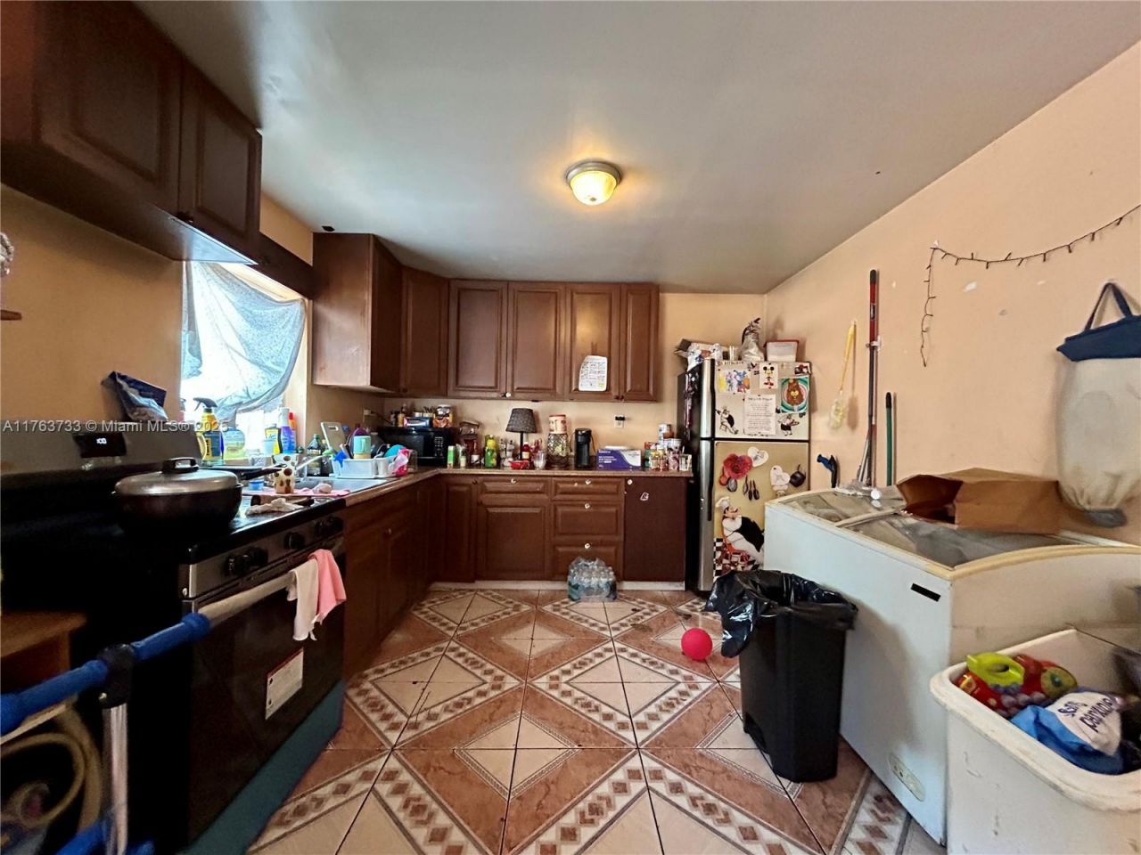 1940 Ali Baba Ave, Opa Locka, FL 33054 Photo